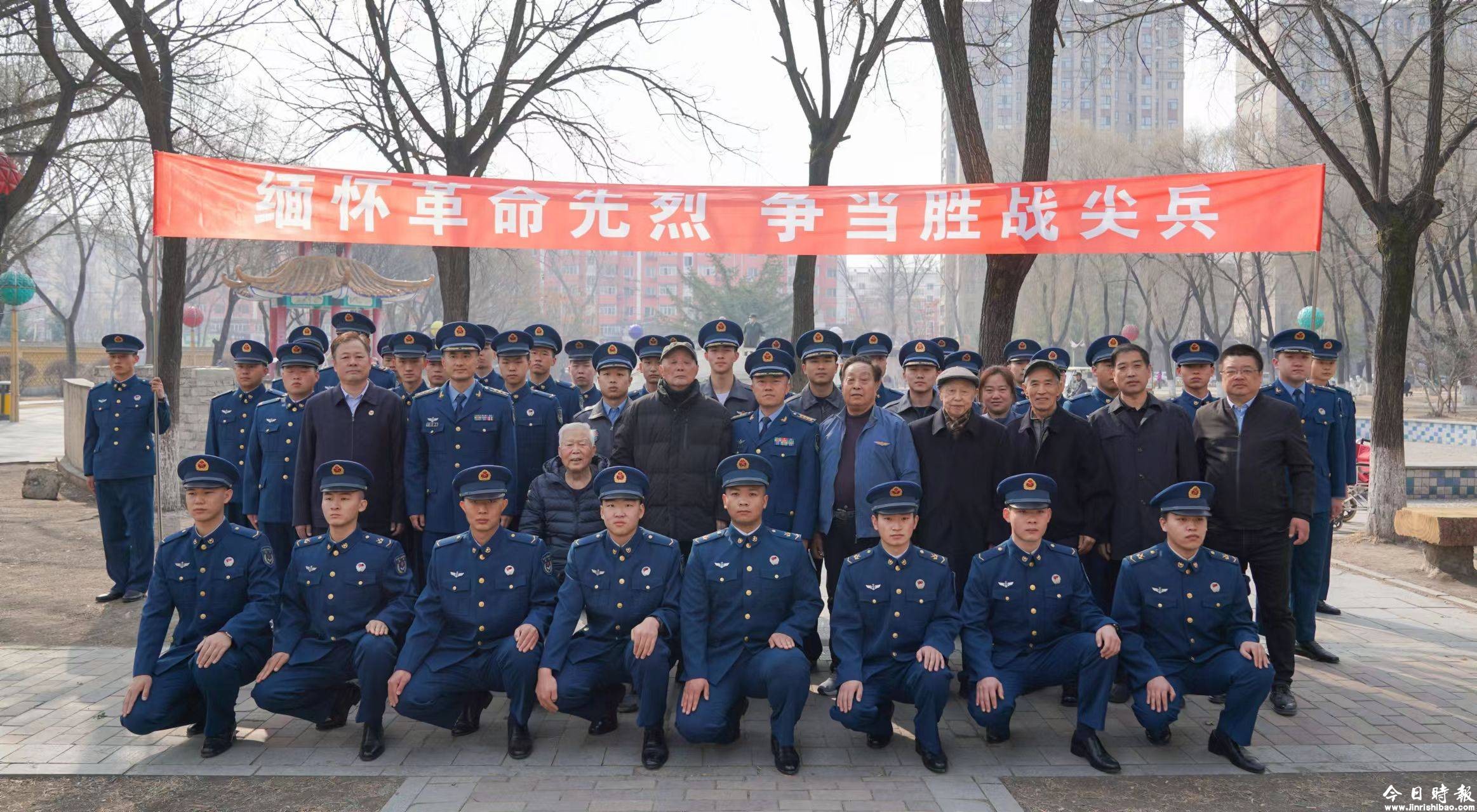 缅怀航校革命英烈 传承空军红色基因 ——牡丹江市东北老航校研究会清明祭扫革命英烈活动纪实