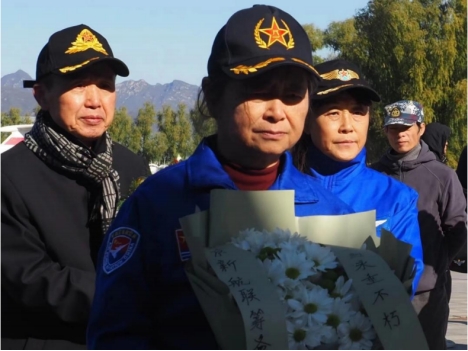 纪念空军节74周年  《中美空军混合联队》纪念邮简  亮相中国航空博物馆