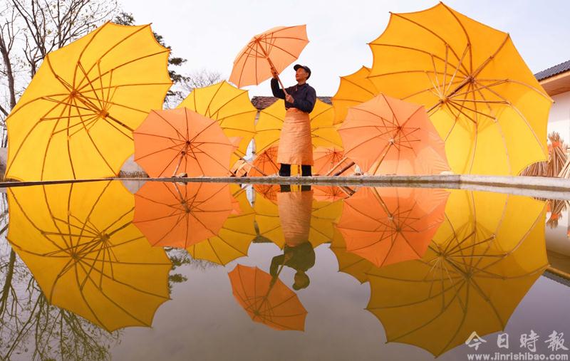 安徽泾县：油布伞——一张文化名片