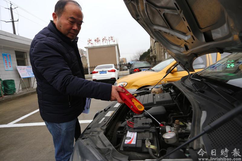 江苏南通启动出租车“春检”