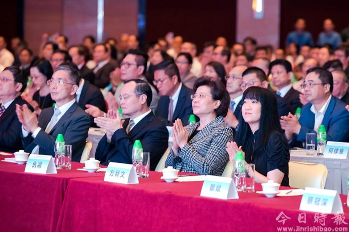 仇鸿出席2017粤港经济技术贸易合作交流会