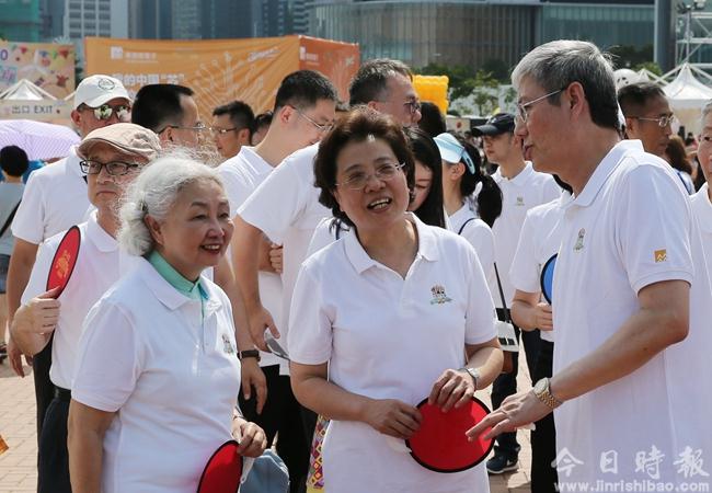 仇鸿出席华润集团2017嘉年华活动