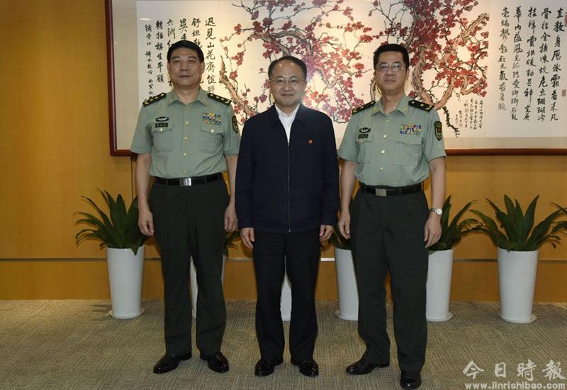 王志民会见驻港部队司令员谭本宏、政委蔡永中