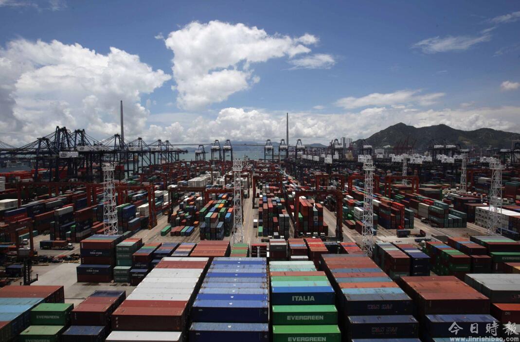 贸战影响初现 香港Q1港口货物吞吐量跌10%