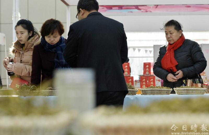 宁夏银川：食品博览会 年味提前到