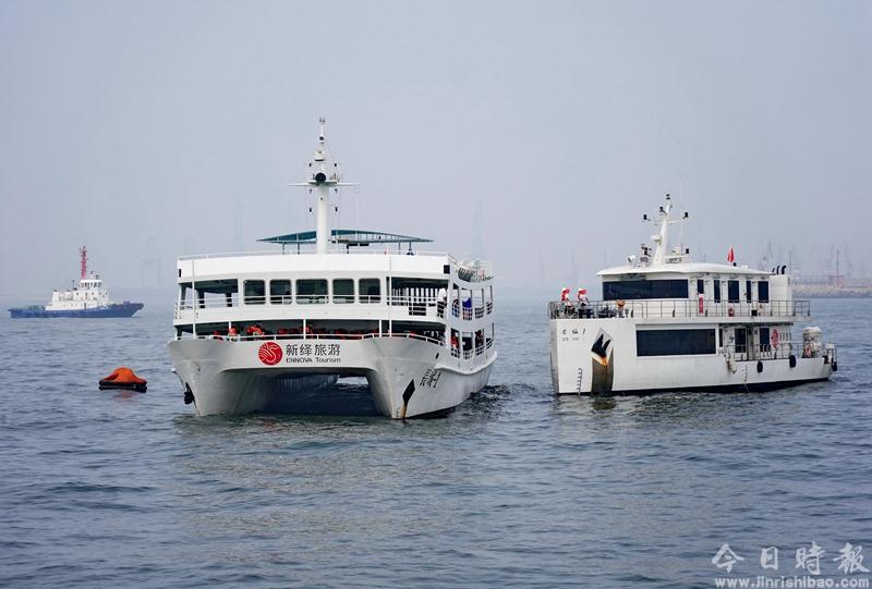 河北秦皇岛海域举行大型客船人命救助应急演习