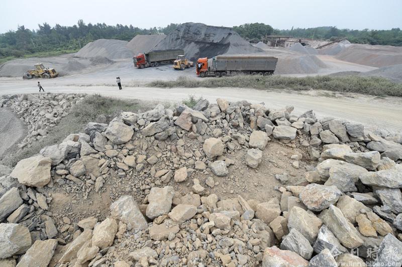 广西严肃处置合浦县违规采石破坏生态环境问题