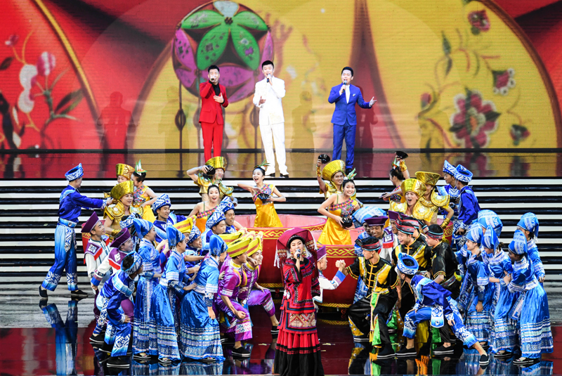第21届南宁国际民歌艺术节晚会上演