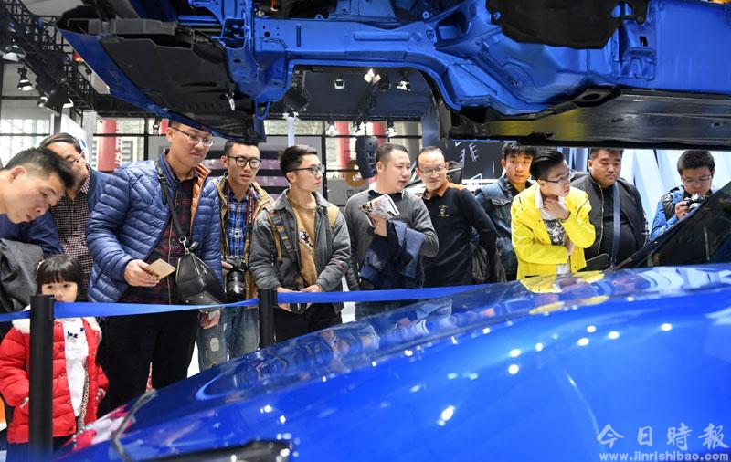 第九届中国—东盟（南宁）国际汽车展览会在南宁举行