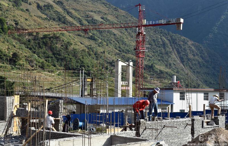云南怒江：傈僳族维拉坝易地扶贫搬迁安置点工程进展顺利
