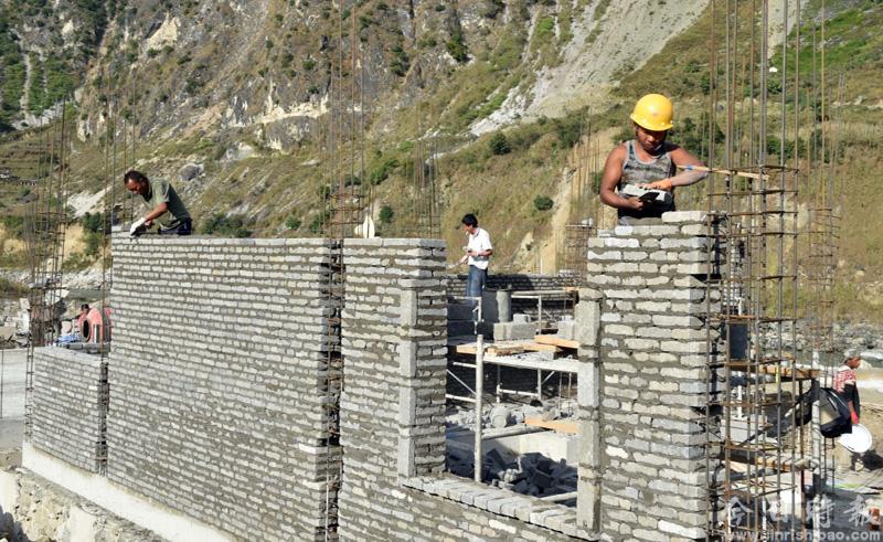 云南怒江：傈僳族维拉坝易地扶贫搬迁安置点工程进展顺利