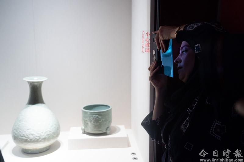 “天下龙泉——龙泉青瓷与全球化”展在故宫开幕