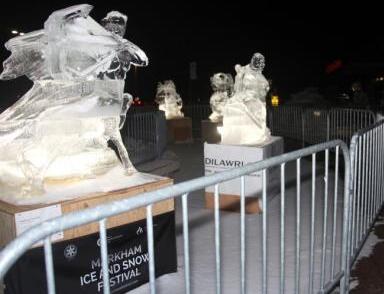中国哈尔滨冰雕艺术展在莫斯科开幕