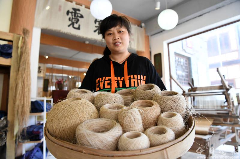 “中国草”织就百年技艺的传承与新生