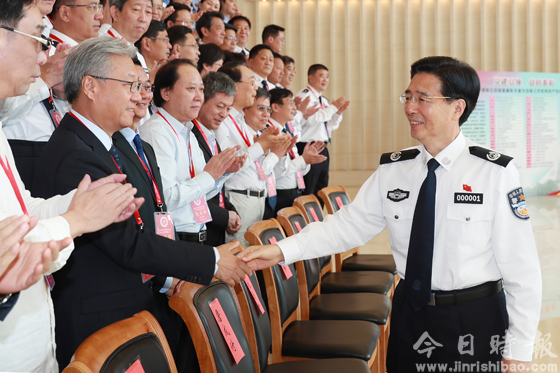 郭声琨：大力加强和改进公安文化建设 为公安事业发展进步提供强大精神动力